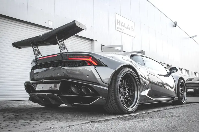 2015-2020 Lamborghini Huracan Lp610 De Style Rear Diffuser 1
