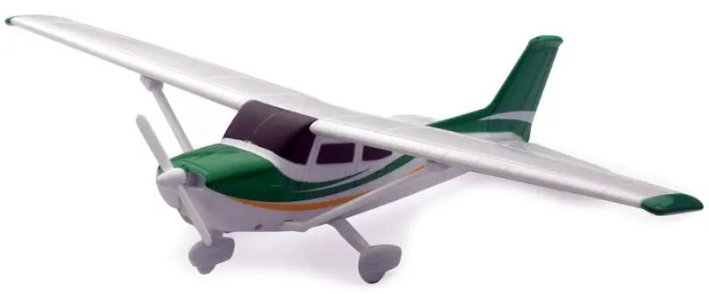 #20665 1/42 Cessna 172 Skyhawk With Wheels Airplane Kit 1
