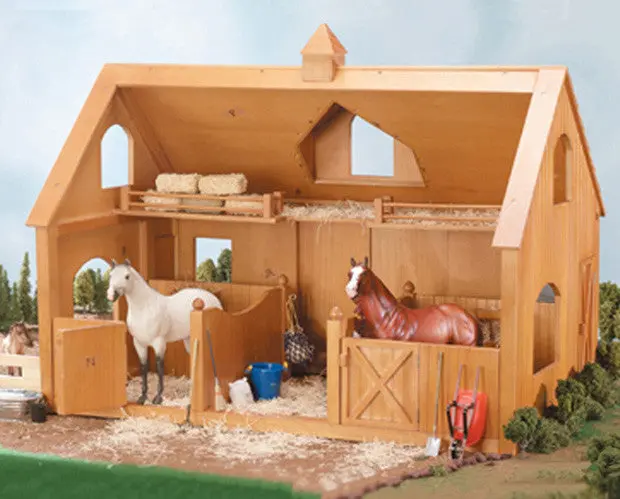 #302 1/9 Deluxe Wood Barn With Cupola 1