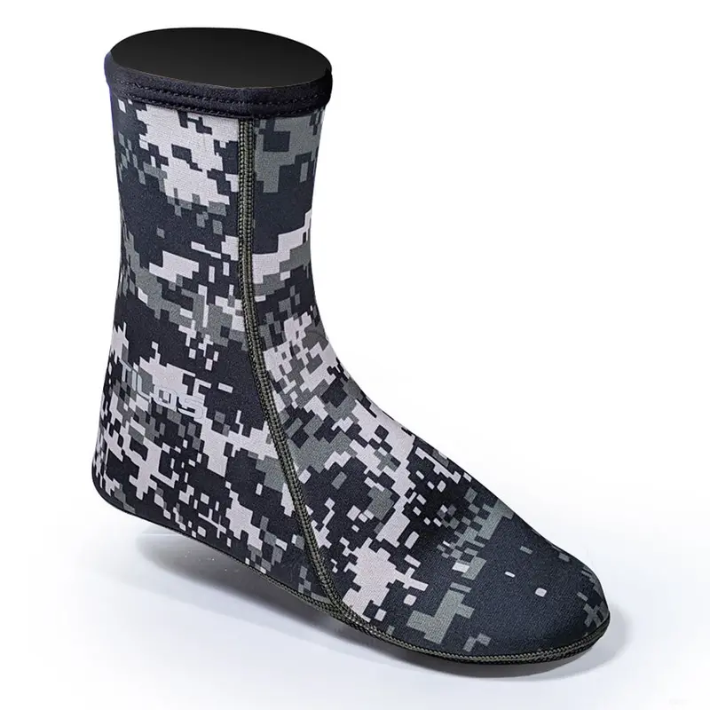 3Mm Tall Neoprene Sock For Watersports 1