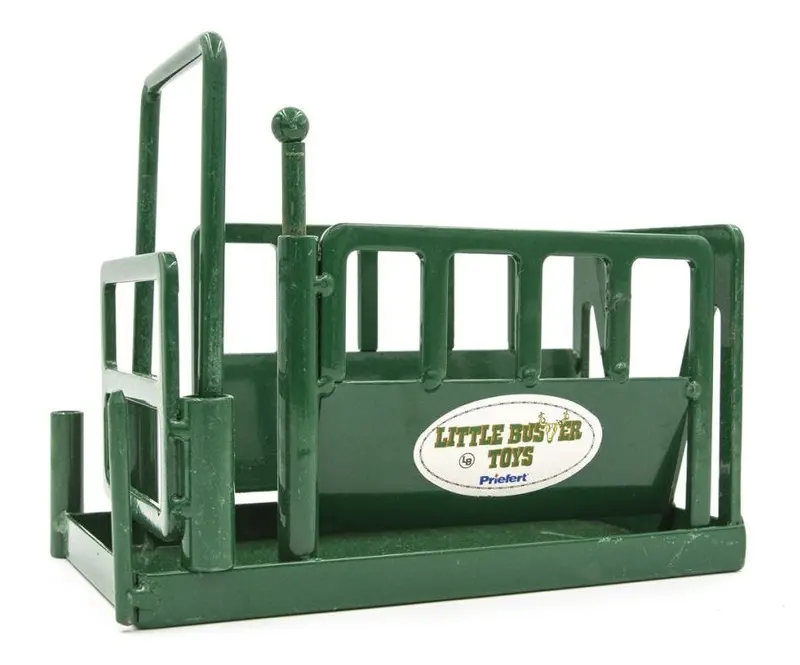 #500235 1/16 Green Metal Squeeze Chute 1