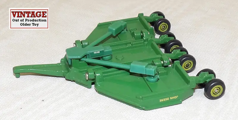 #5600 1/64 John Deere Flex-Wing Rotary Cutter - No Package, As Is 1