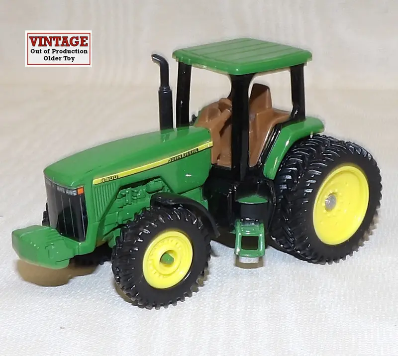 #5927 1/64 John Deere 8400 Tractor With Mfwd & Duals - No Package, As Is 1