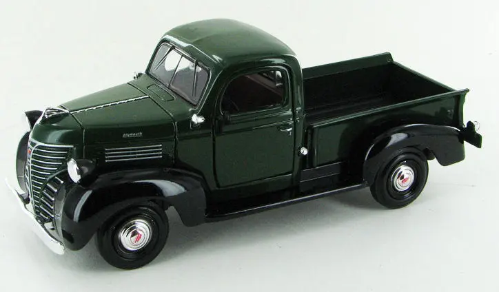 #73278Ac-Grn 1/24 Green & Black 1941 Plymouth Pickup 1