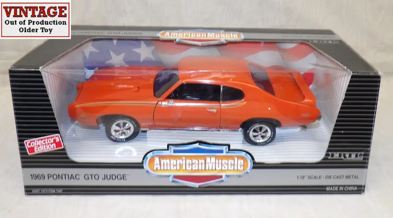 #7467 1/18 1969 Pontiac Gto Judge - Carousel Red 1