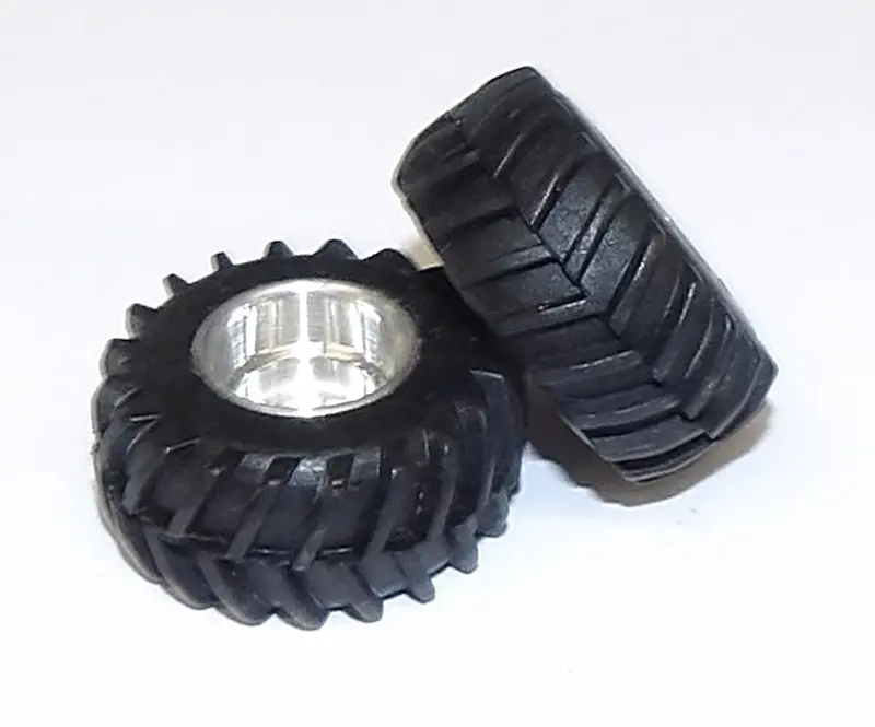 #Sy223 1/64 30.5-32 Rubber Tires With Turned Aluminum Rims, 1" X 1/2" 1