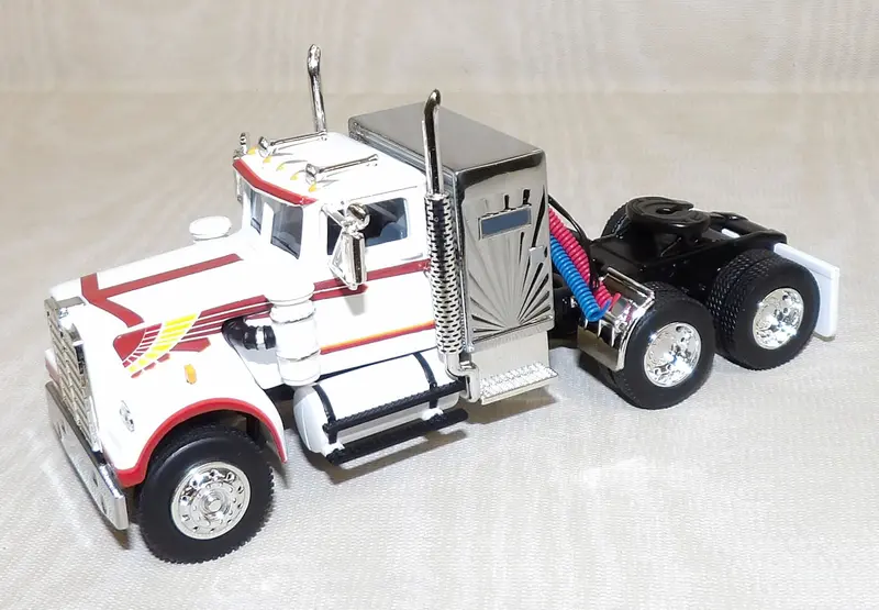 #T336 1/64 White & Orange White Western Star 4900 Cab With 36" Vintage Sleeper - No Box 1