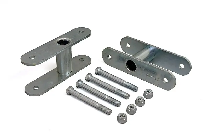 Daystar Kj60009 1.25-Inch Rear Non-Greasable Shackle Lift Kit For Jeep Cj 1